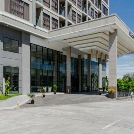 Livingston Hotel SDK Екстериор снимка