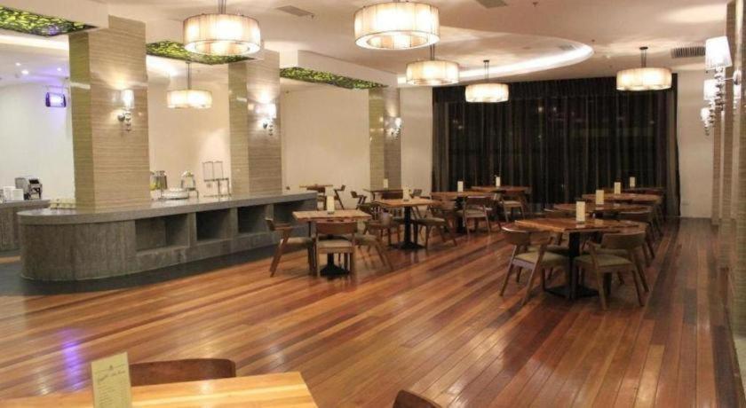 Livingston Hotel SDK Екстериор снимка