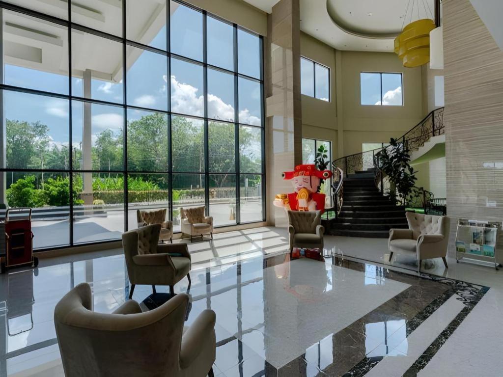 Livingston Hotel SDK Екстериор снимка