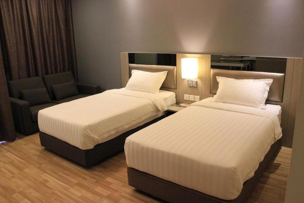 Livingston Hotel SDK Екстериор снимка